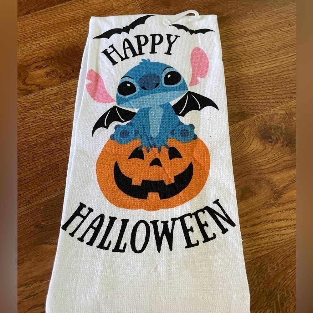 Disney: Stitch “Happy Halloween” Kitchen Towel